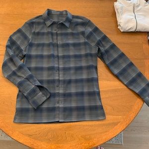Lululemon Mens Button Down